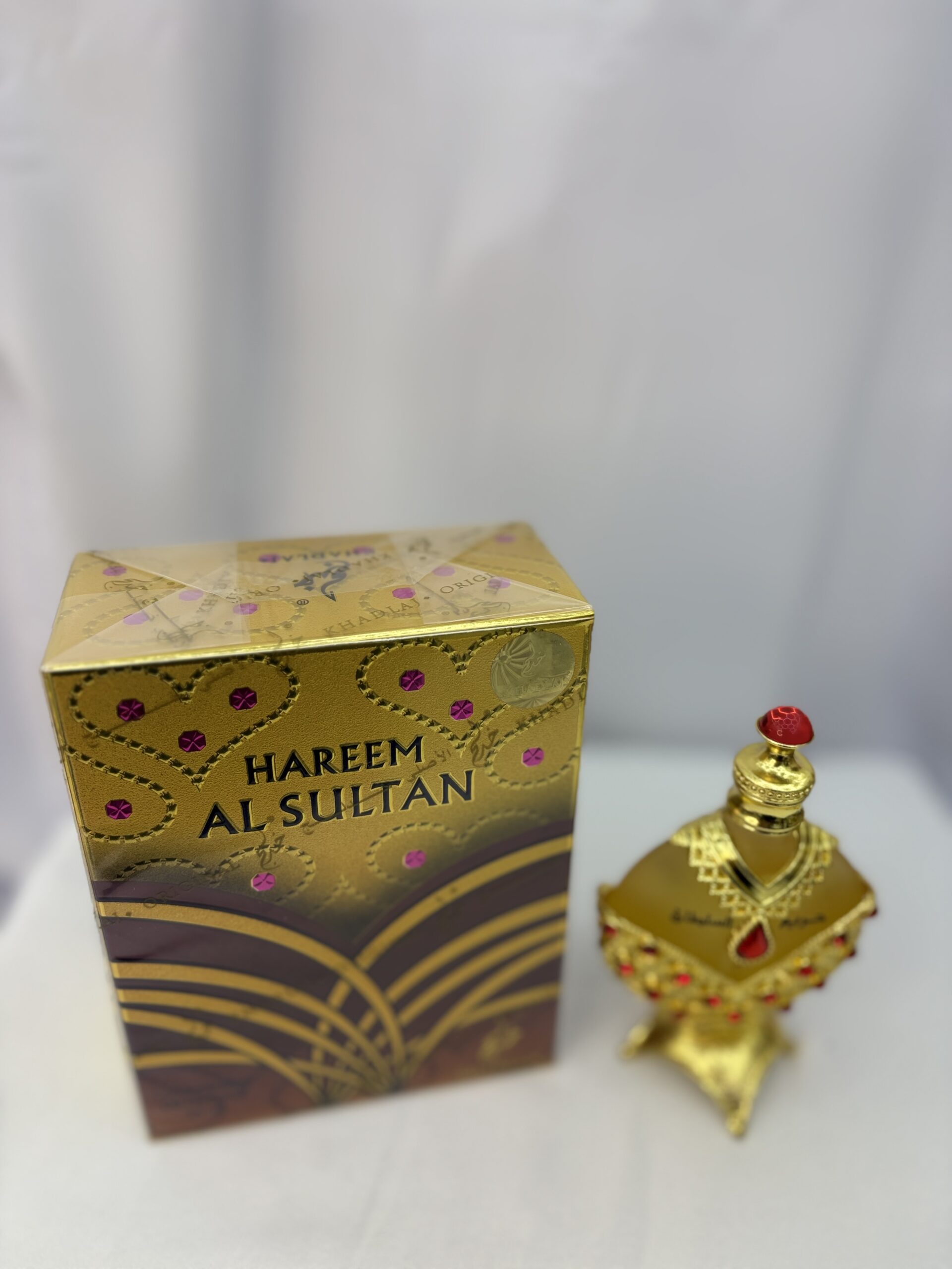 Hareem Sultan - The luxury concentrated Gold attar with magnificent elegant scent